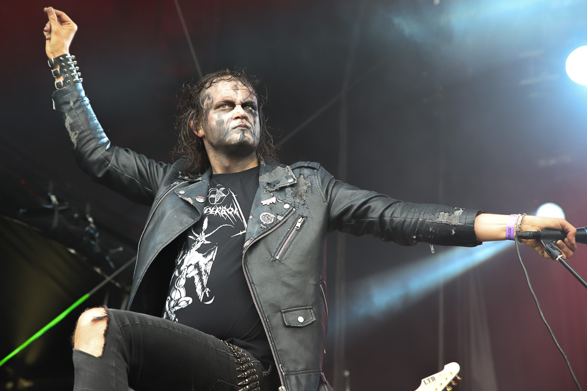 In Twilight's Embrace @ Graveland festival Dag 1, picture 9, photographed by Bianca van Barneveld - FrontView Magazine