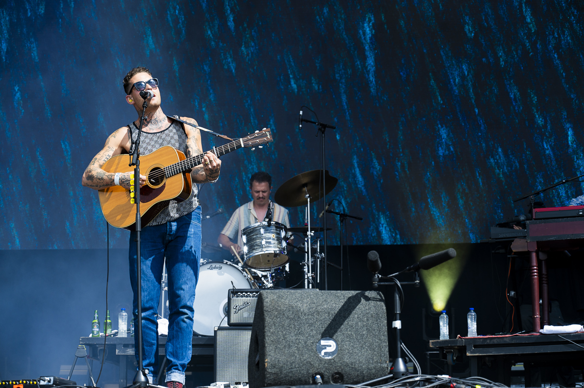 Douwe Bob @ Vestrock Dag 1, picture 6, photographed by Luc Klinckaert - FrontView Magazine