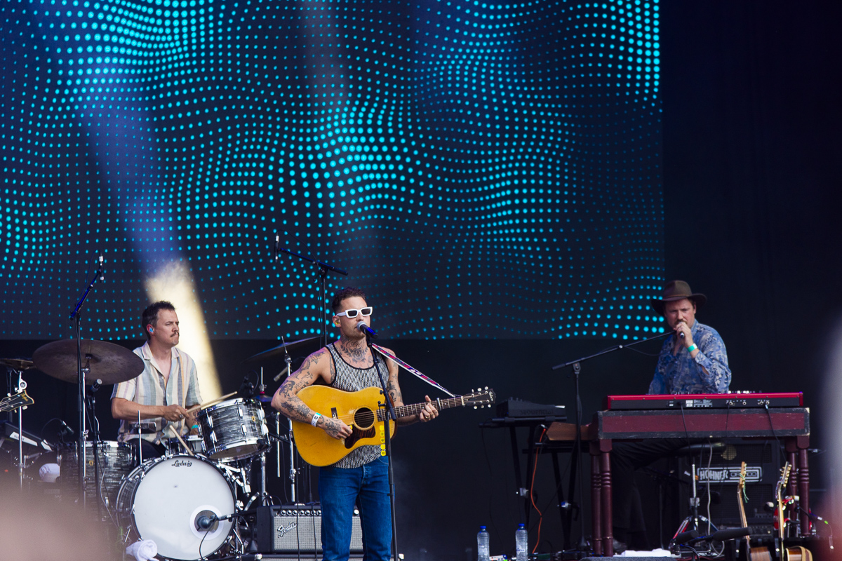 Douwe Bob @ Vestrock Dag 1, picture 15, photographed by Luc Klinckaert - FrontView Magazine