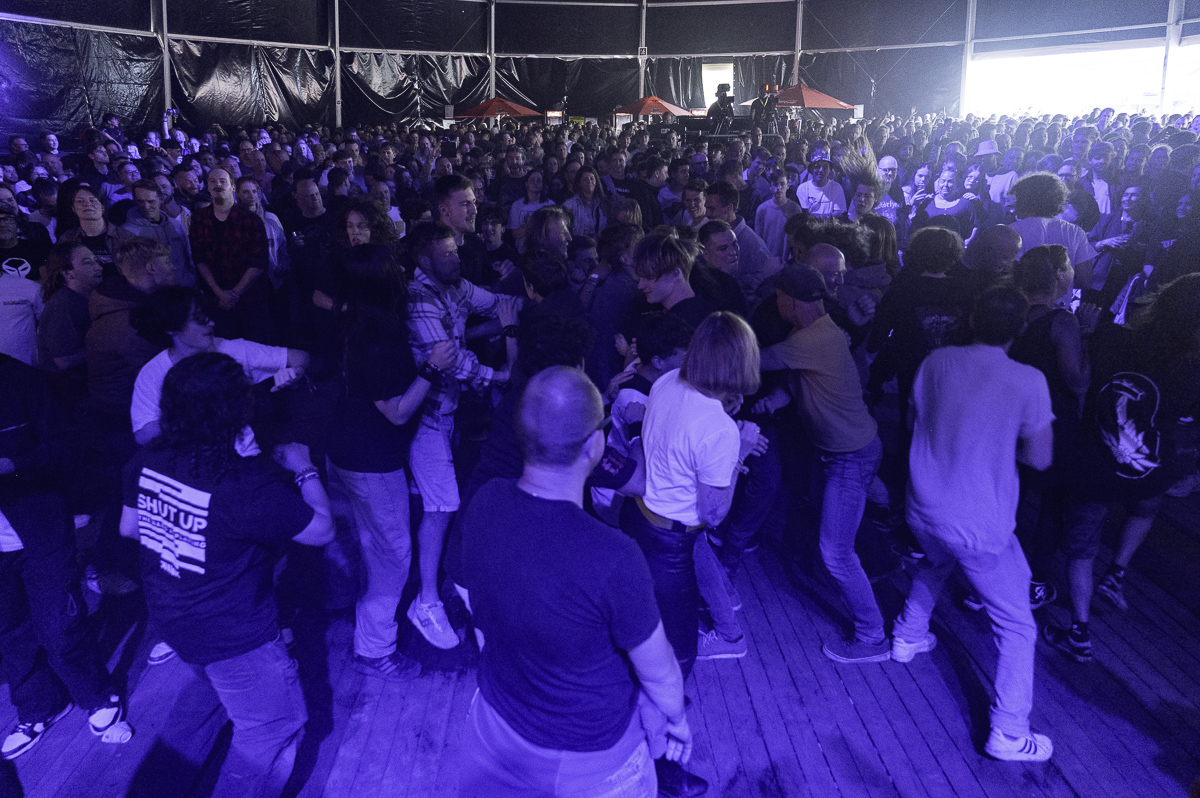 Fleddy Melculy @ Vestrock Dag 1, picture 9, photographed by Luc Klinckaert - FrontView Magazine