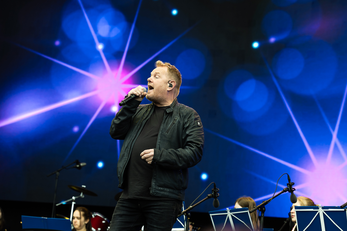 Martijn Fischer & The Young Ones @ Vestrock 2024 dag 2, picture 3, photographed by Marc Verdonck - FrontView Magazine