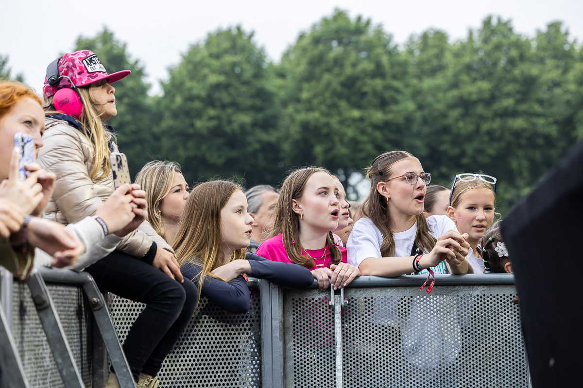 Pommelien Thijs @ Vestrock 2024 dag 2, picture 33, photographed by Marc Verdonck - FrontView Magazine