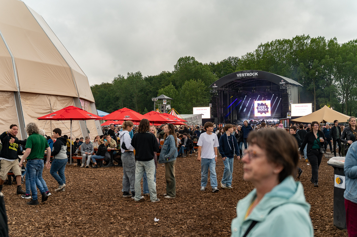 Sfeertjes @ Vestrock Dag 1, picture 36, photographed by Luc Klinckaert - FrontView Magazine