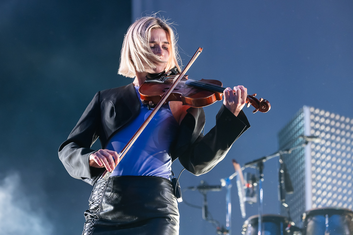 Son Mieux @ Vestrock 2024 dag 2, picture 1, photographed by Marc Verdonck - FrontView Magazine