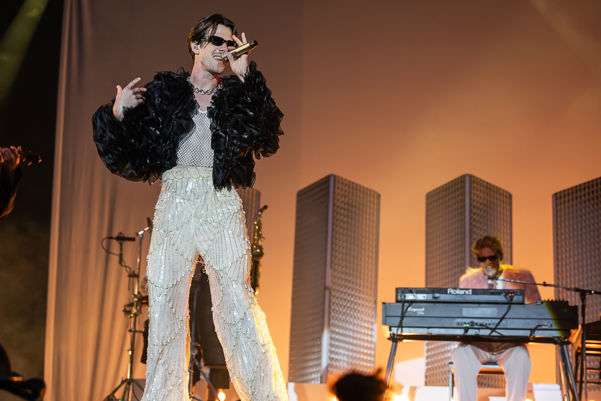 Son Mieux @ Vestrock 2024 dag 2, picture 5, photographed by Marc Verdonck - FrontView Magazine