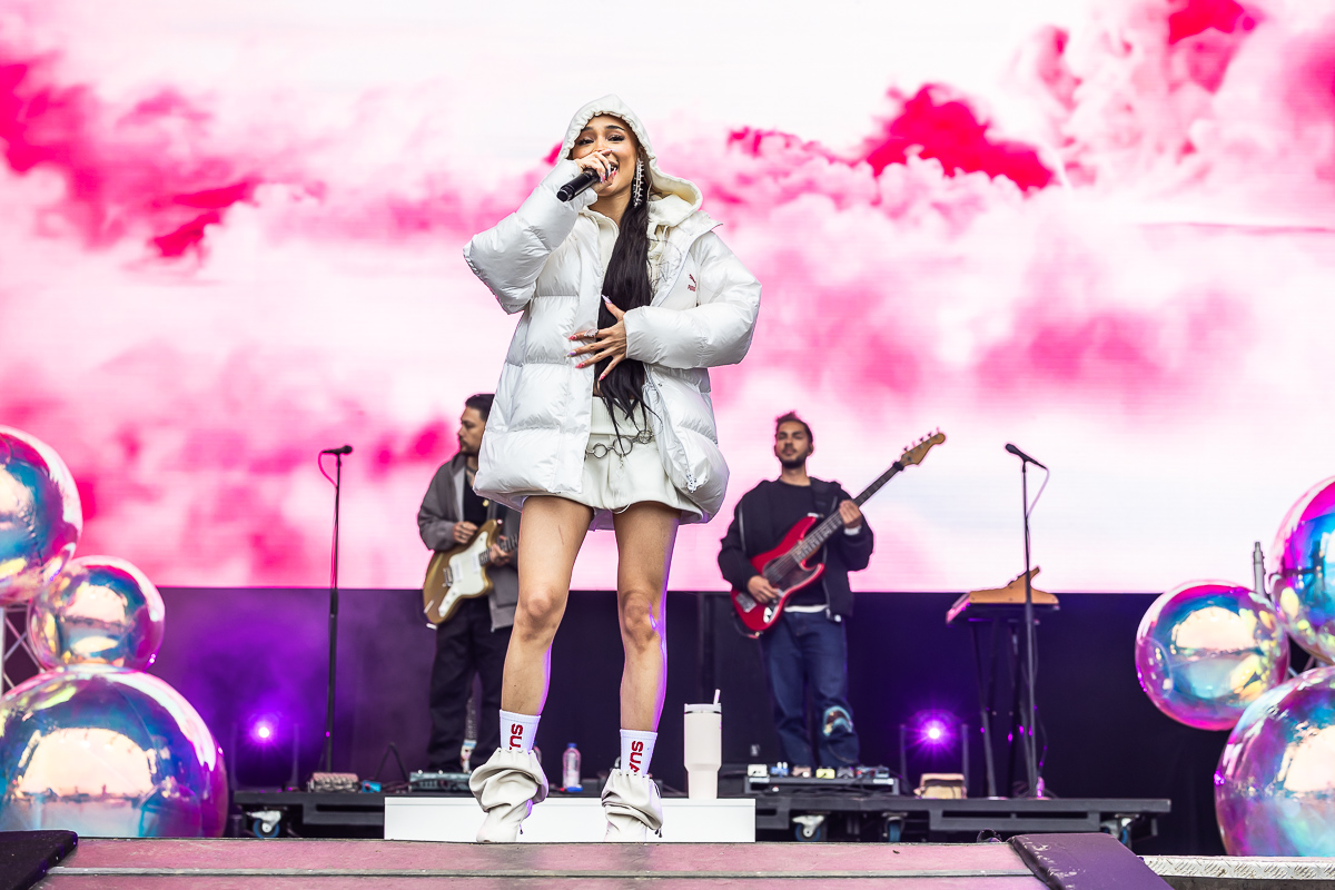 Yade Lauren @ Vestrock 2024 dag 2, picture 12, photographed by Marc Verdonck - FrontView Magazine