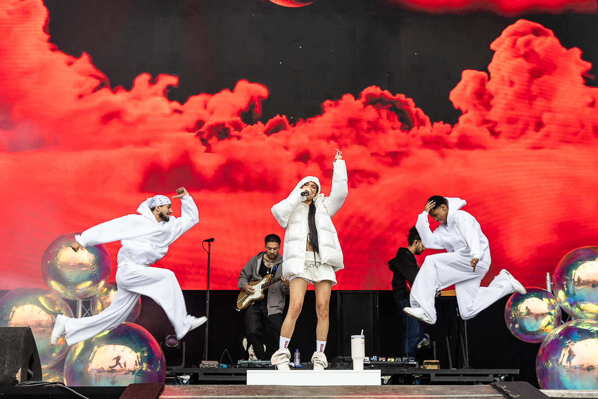 Yade Lauren @ Vestrock 2024 dag 2, picture 20, photographed by Marc Verdonck - FrontView Magazine