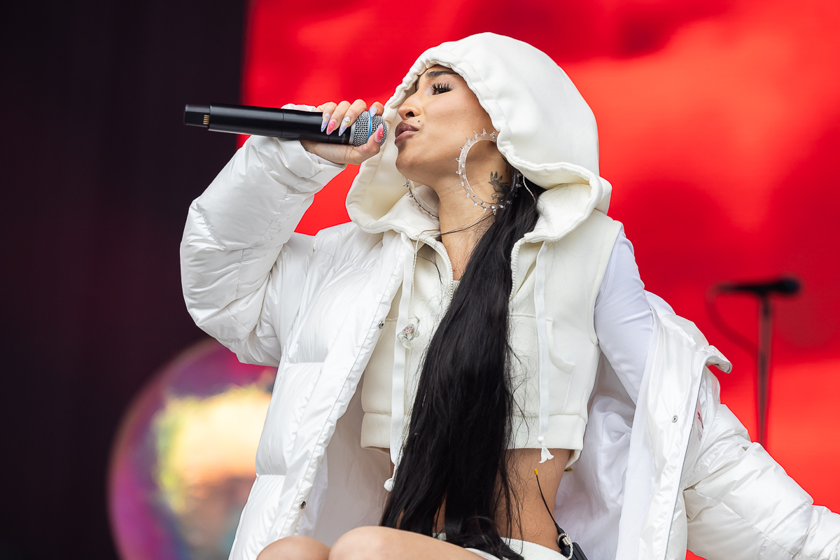 Yade Lauren @ Vestrock 2024 dag 2, picture 26, photographed by Marc Verdonck - FrontView Magazine