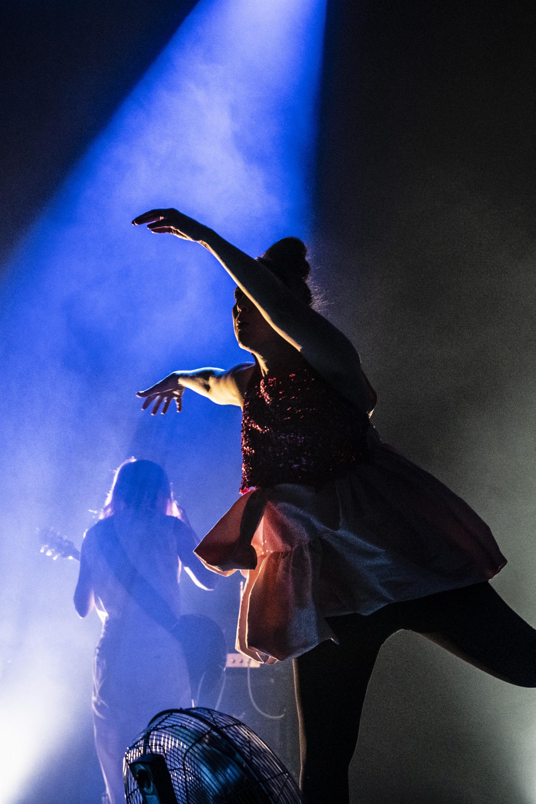 Bikini Kill @ de Roma, picture 10, photographed by Sandra Van Watermeulen - FrontView Magazine