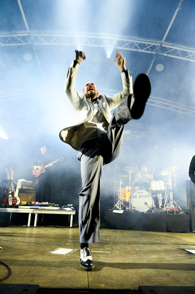 De Staat @ Retie Rockt, foto 1, foto's door Gert Daemen - FrontView Magazine