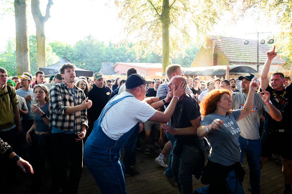 Ploegendienst @ Retie Rockt, foto 2, foto's door Gert Daemen - FrontView Magazine