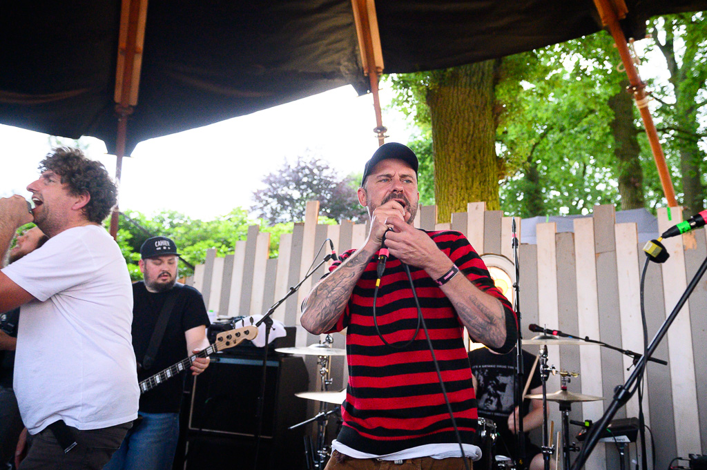 Tangled Horns @ Retie Rockt, picture 4, photographed by Gert Daemen - FrontView Magazine