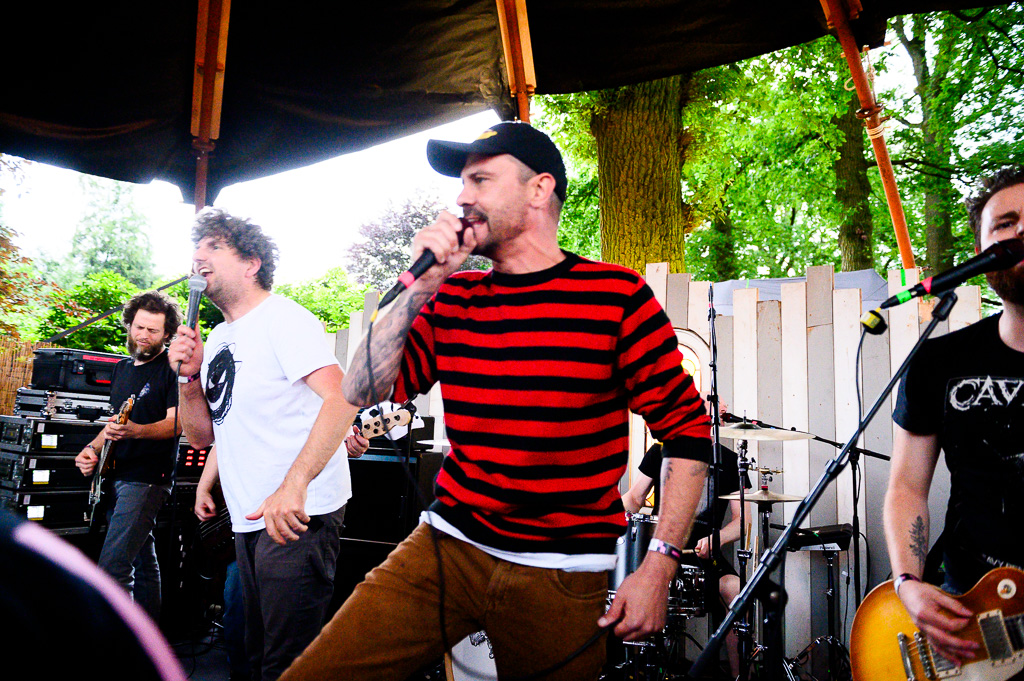 Tangled Horns @ Retie Rockt, picture 5, photographed by Gert Daemen - FrontView Magazine