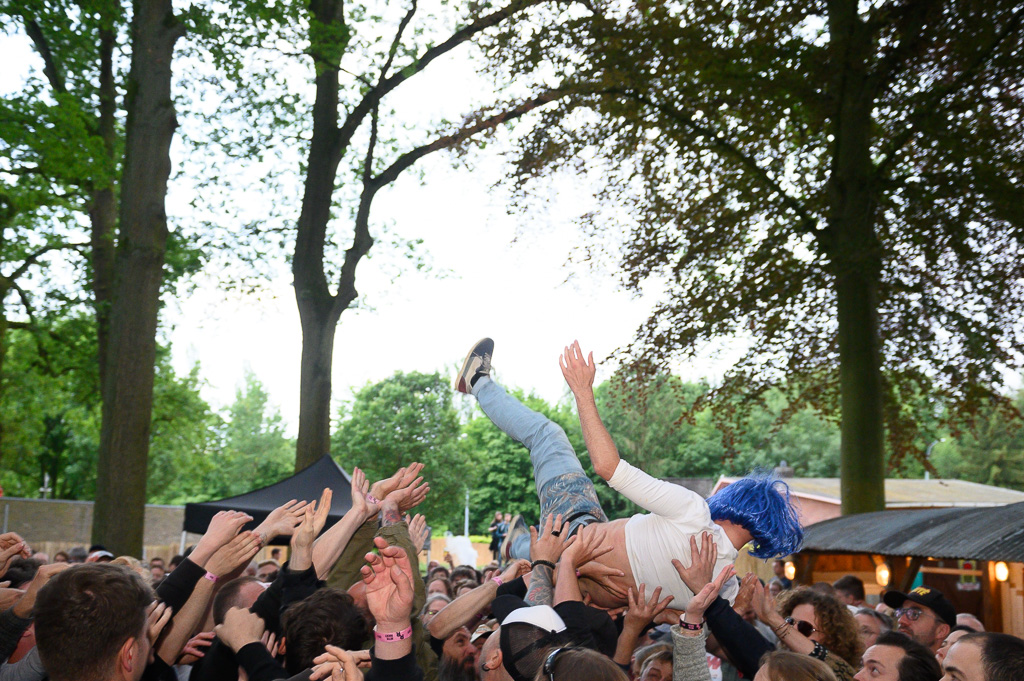 Tangled Horns @ Retie Rockt, picture 7, photographed by Gert Daemen - FrontView Magazine