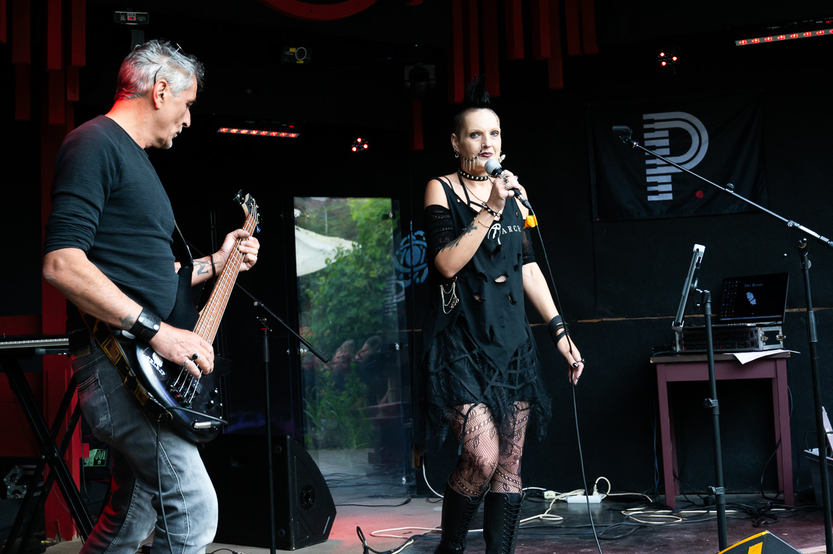 Nel & JP @ MOC PERRON HAMME, picture 3, photographed by Luc Klinckaert - FrontView Magazine