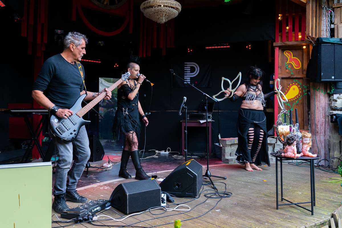Nel & JP @ MOC PERRON HAMME, picture 8, photographed by Luc Klinckaert - FrontView Magazine