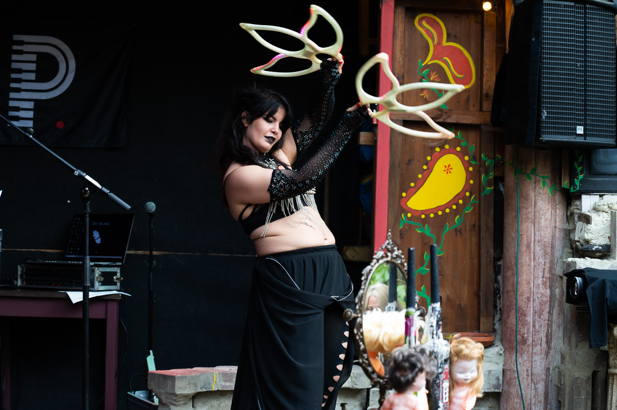 Nel & JP @ MOC PERRON HAMME, picture 9, photographed by Luc Klinckaert - FrontView Magazine