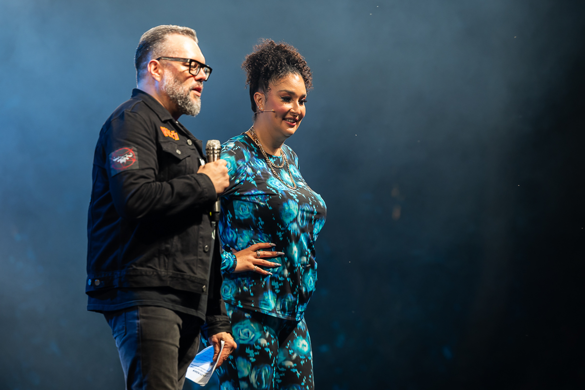 Soundos & Alex Agnew @ OLT Rivierenhof, picture 21, photographed by Marc Verdonck - FrontView Magazine