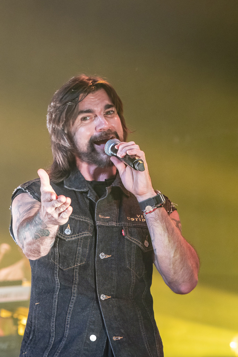 Juanes @ De Roma, picture 27, photographed by Edwin Houdevelt - FrontView Magazine