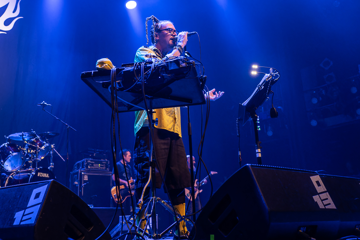 Mr. Bungle @ 013, picture 1, photographed by David Johnson - FrontView Magazine