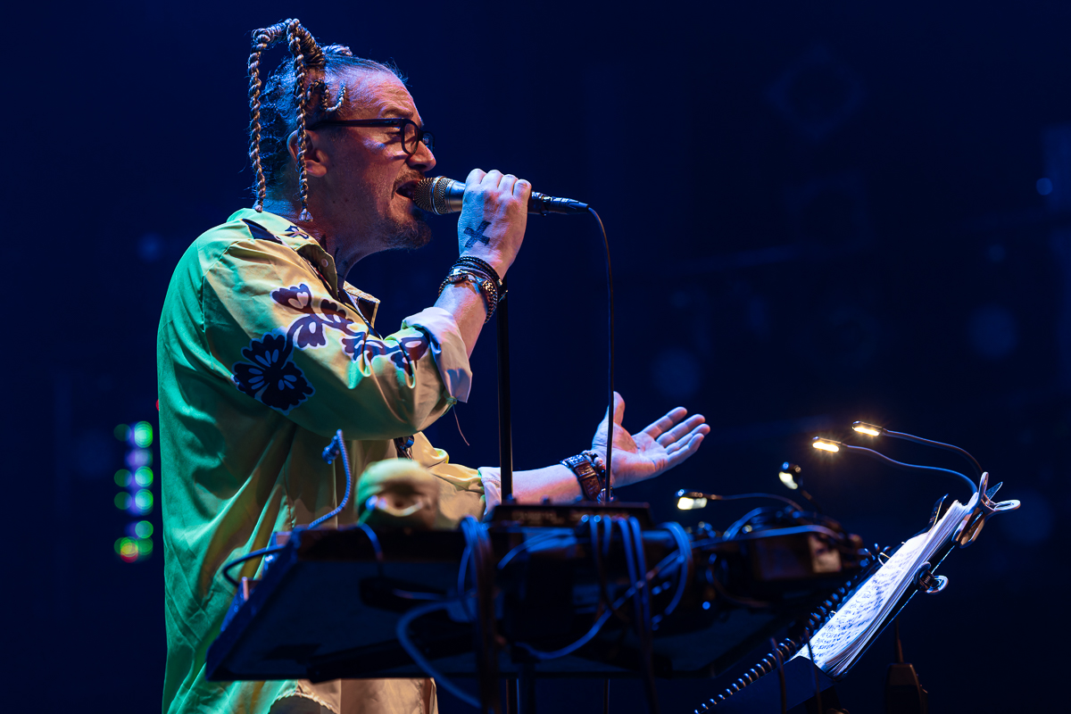 Mr. Bungle @ 013, picture 10, photographed by David Johnson - FrontView Magazine
