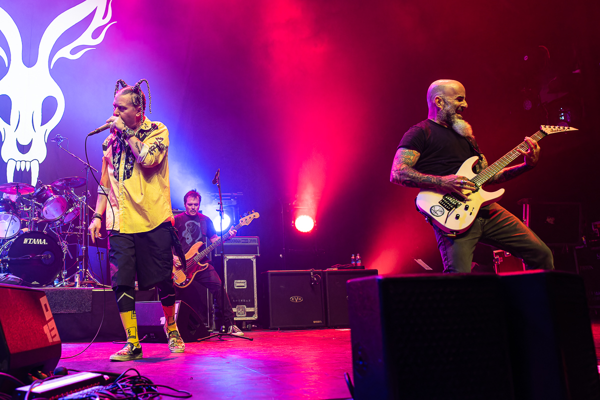Mr. Bungle @ 013, picture 14, photographed by David Johnson - FrontView Magazine