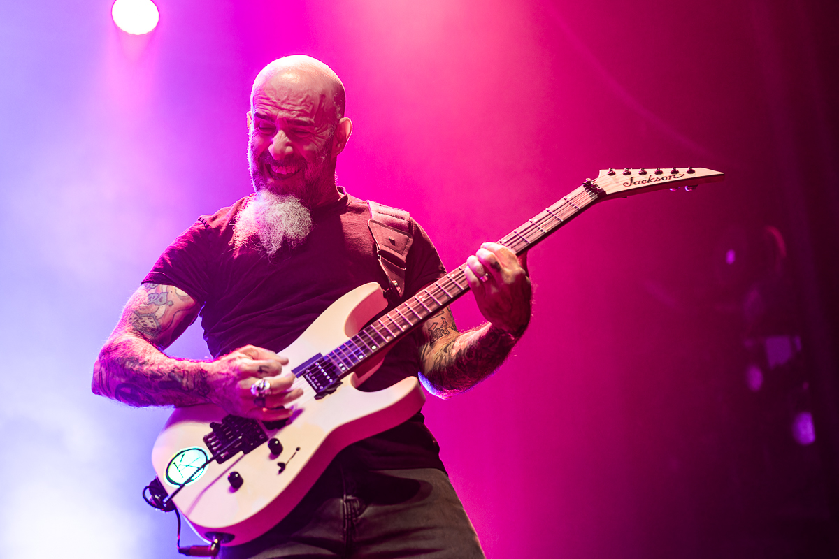 Mr. Bungle @ 013, picture 16, photographed by David Johnson - FrontView Magazine
