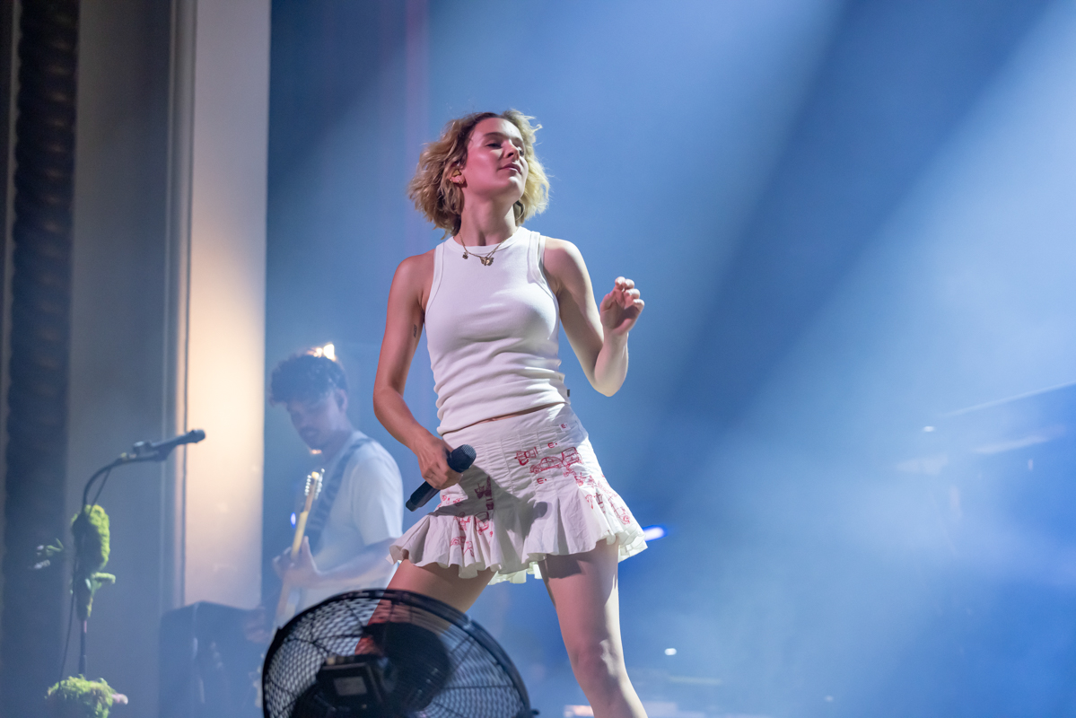 Pommelien Thijs @ De Roma, picture 19, photographed by dirk janssens - FrontView Magazine