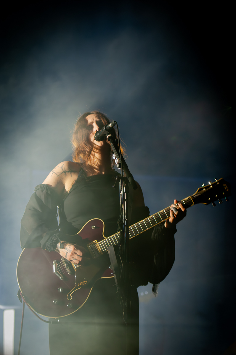 Chelsea Wolfs @ Ancienne Belgique, picture 9, photographed by Jurgen Van De Maele - FrontView Magazine
