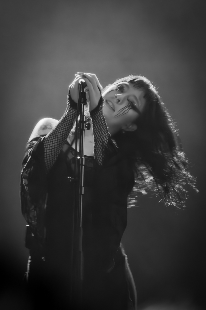 Kælan Mikla @ Ancienne Belgique, picture 4, photographed by Jurgen Van De Maele - FrontView Magazine