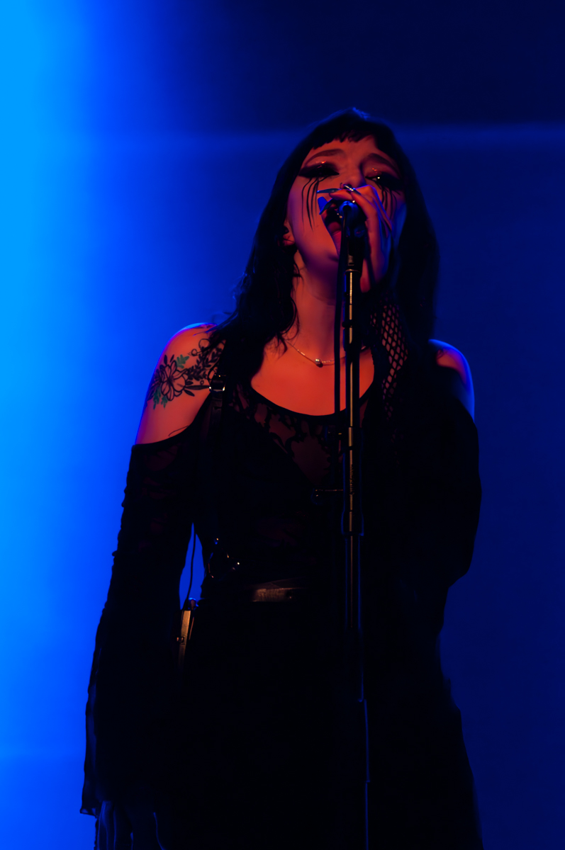 Kælan Mikla @ Ancienne Belgique, picture 9, photographed by Jurgen Van De Maele - FrontView Magazine