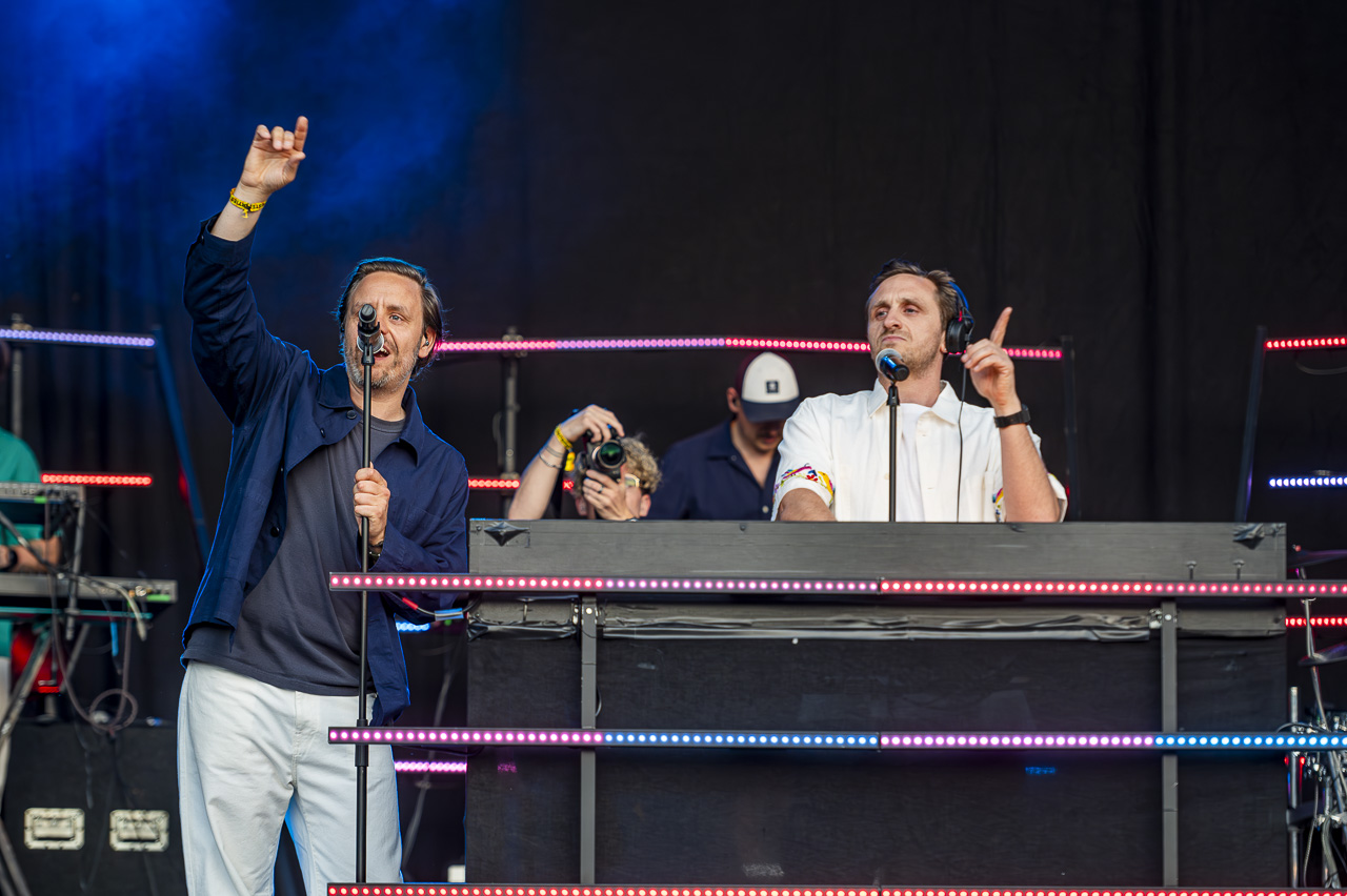 Cookies And Cream @ Kanaalfeesten Willebroek, picture 19, photographed by Dimitri Vanlommel - FrontView Magazine