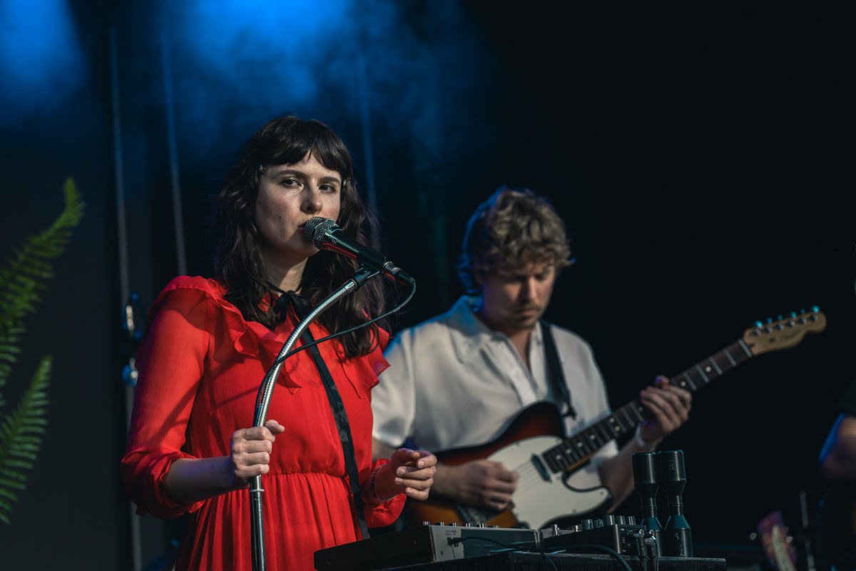 Donna Blue @ De Casino, picture 3, photographed by Jelle Meersschaut - FrontView Magazine