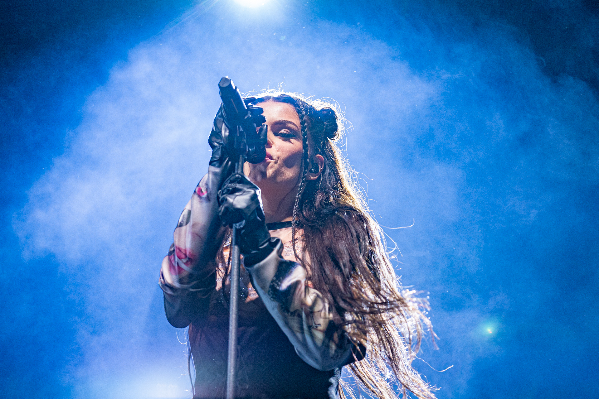 Davina Michelle @ Genk on stage, picture 15, photographed by Leen Verlinden - FrontView Magazine
