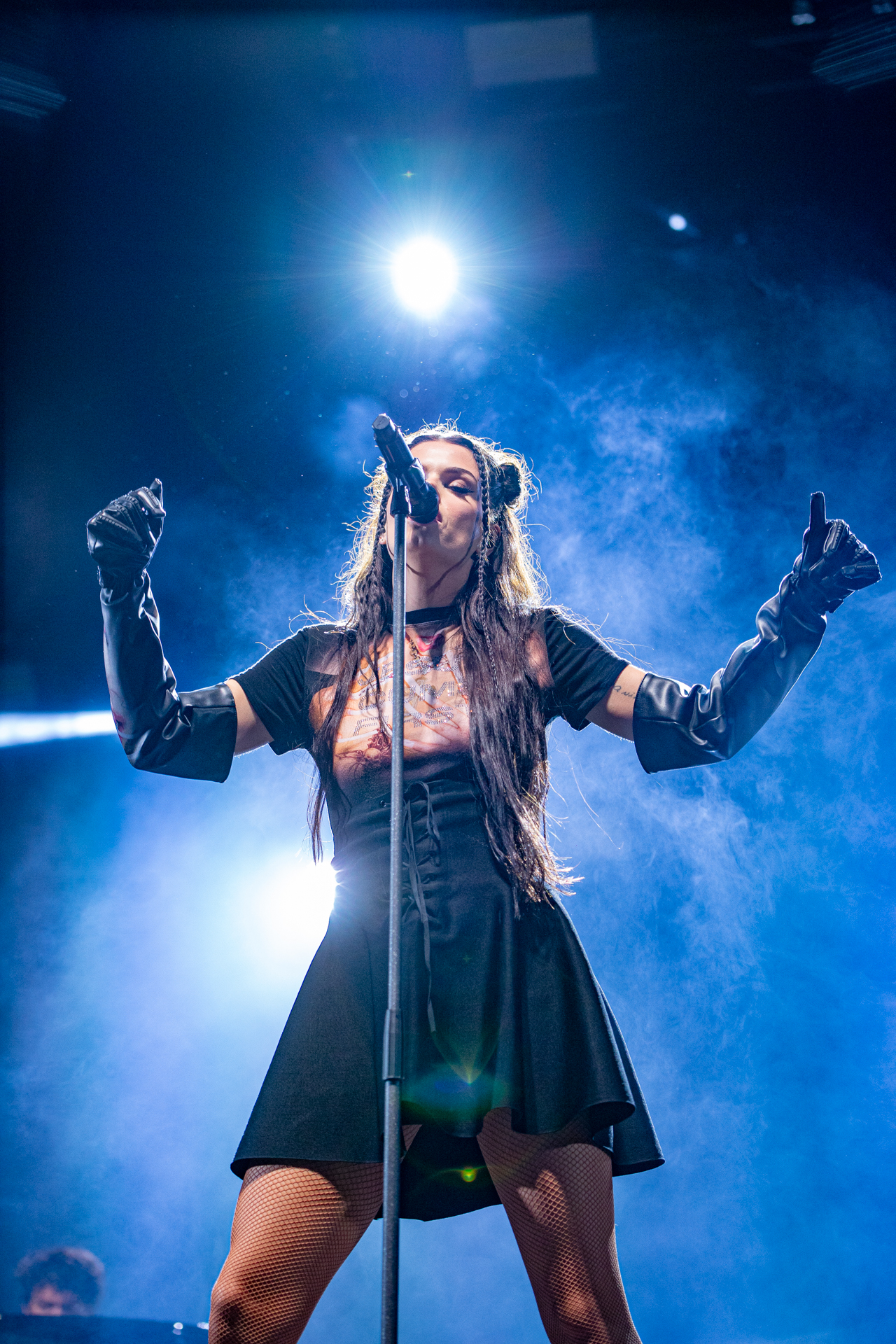Davina Michelle @ Genk on stage, picture 16, photographed by Leen Verlinden - FrontView Magazine