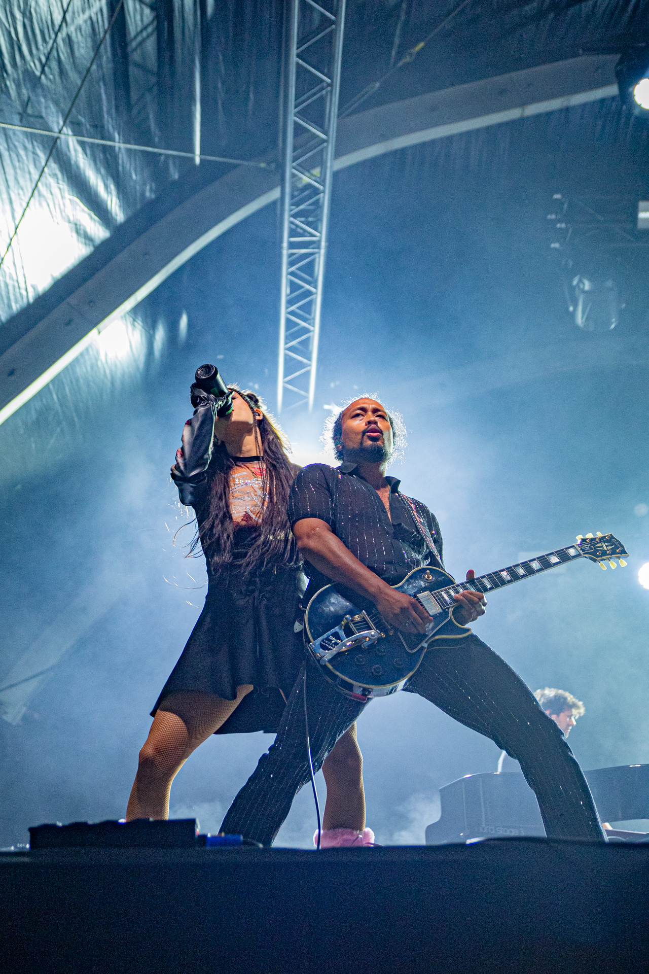 Davina Michelle @ Genk on stage, picture 24, photographed by Leen Verlinden - FrontView Magazine