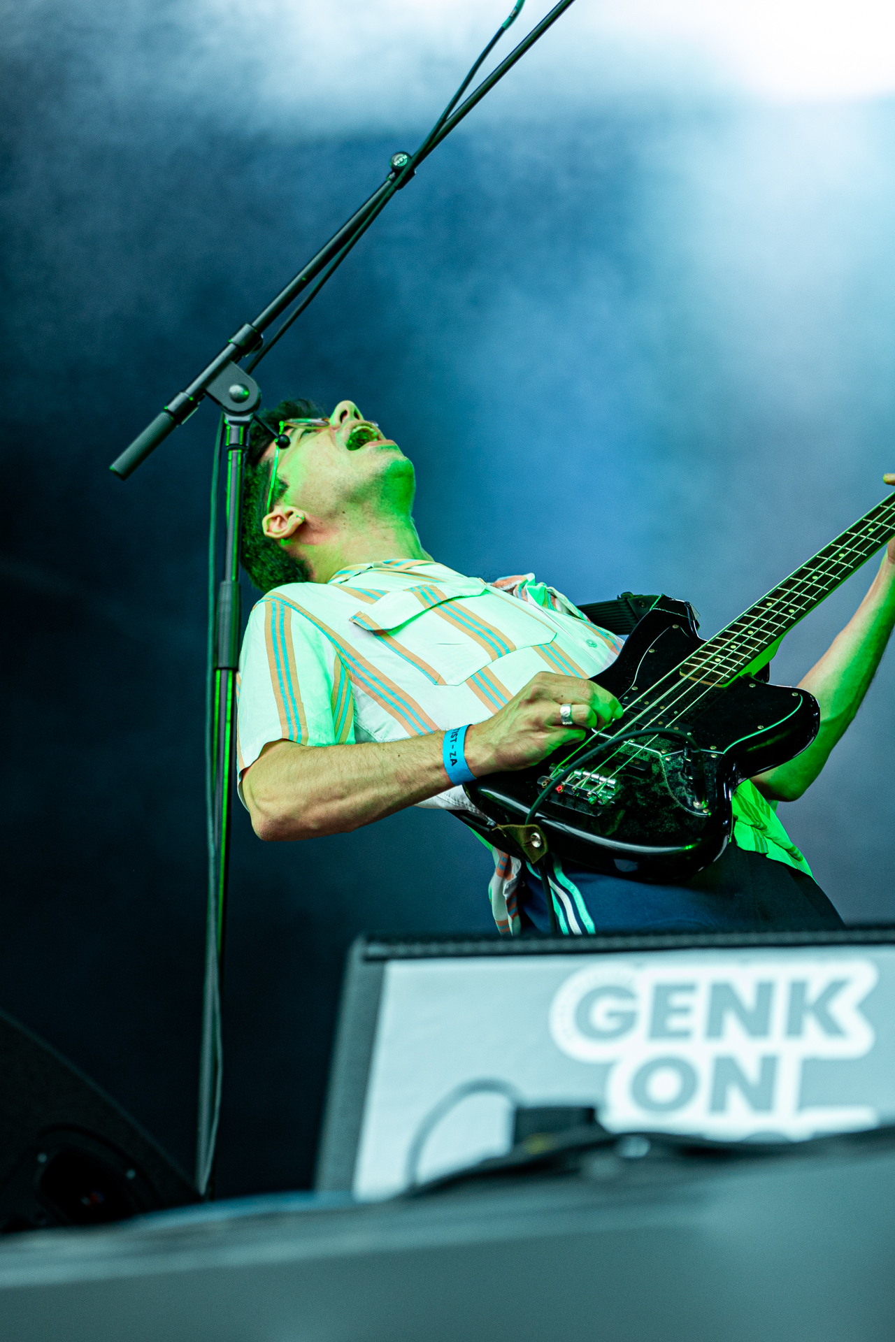 Dirk @ Genk on stage, picture 10, photographed by Leen Verlinden - FrontView Magazine