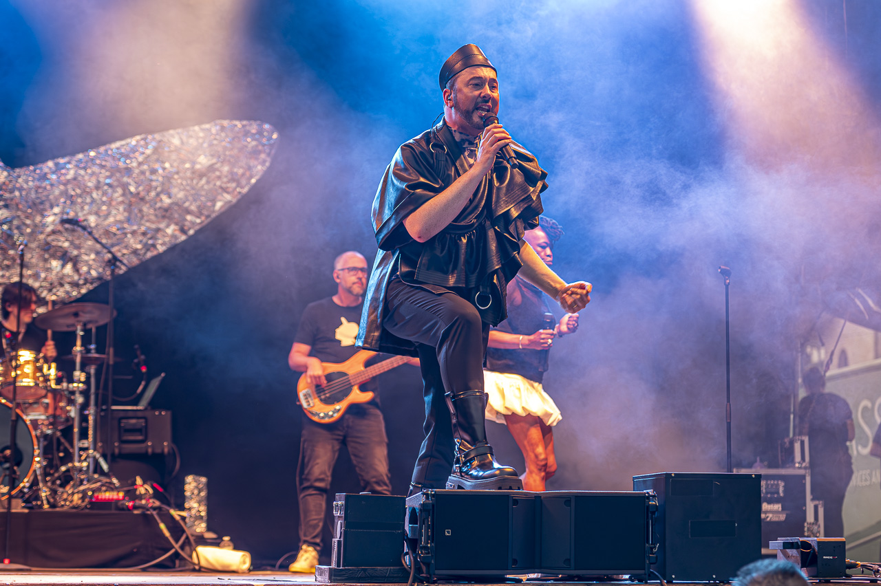 Gustaph @ Kanaalfeesten Willebroek, picture 1, photographed by Dimitri Vanlommel - FrontView Magazine