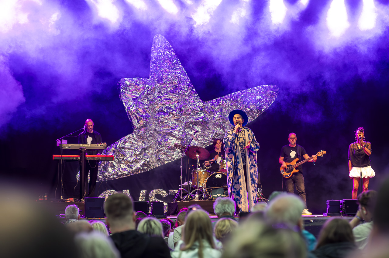 Gustaph @ Kanaalfeesten Willebroek, picture 15, photographed by Dimitri Vanlommel - FrontView Magazine