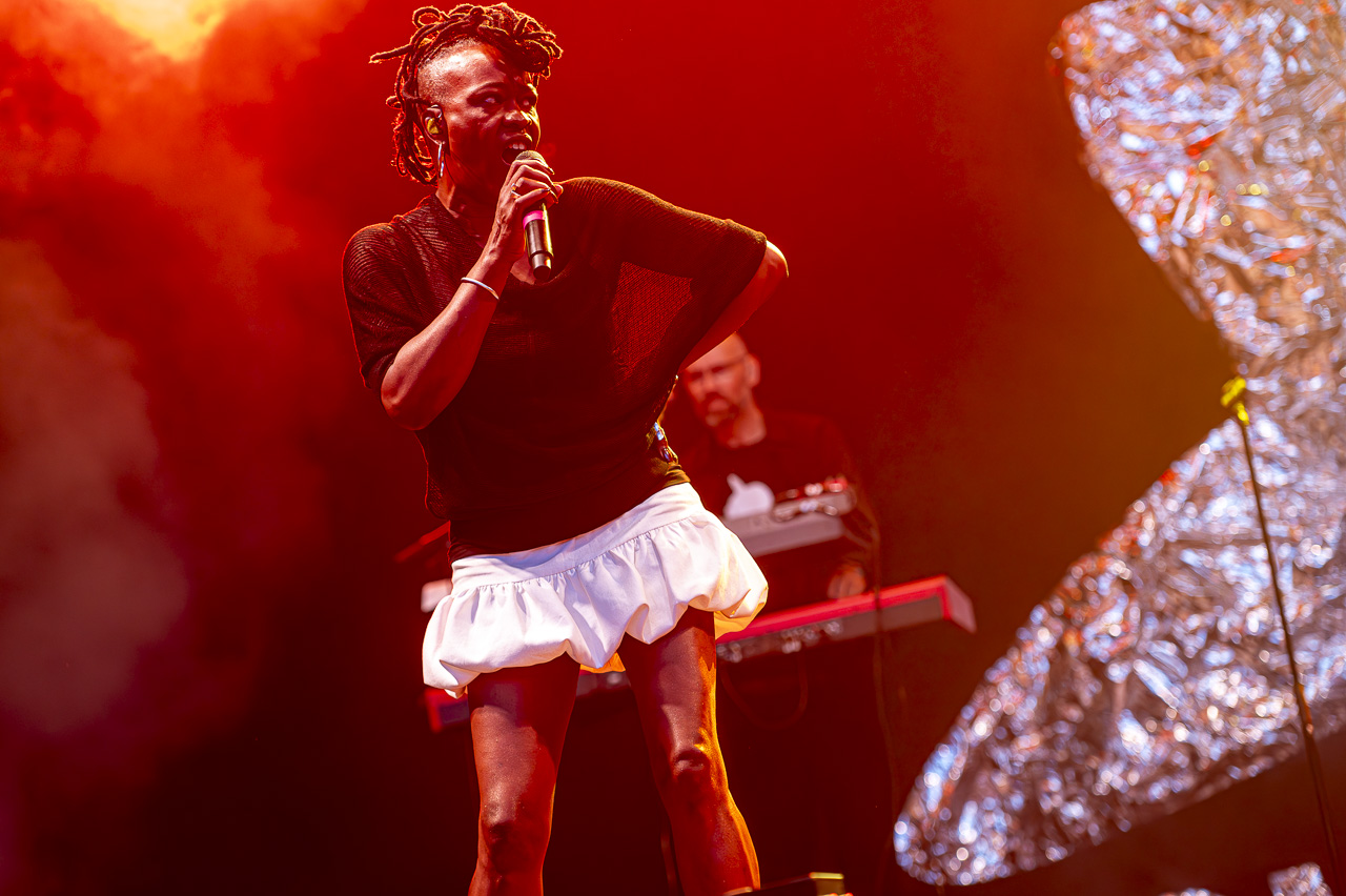 Gustaph @ Kanaalfeesten Willebroek, picture 26, photographed by Dimitri Vanlommel - FrontView Magazine