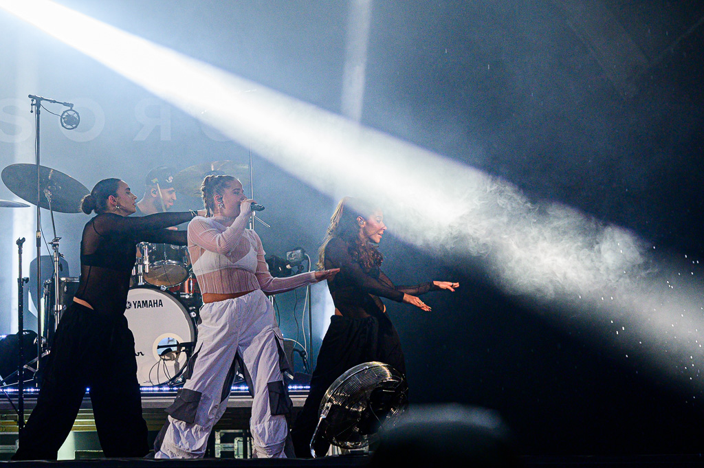 Laura Tesoro @ Genk on Stage, foto 11, foto's door Gert Daemen - FrontView Magazine
