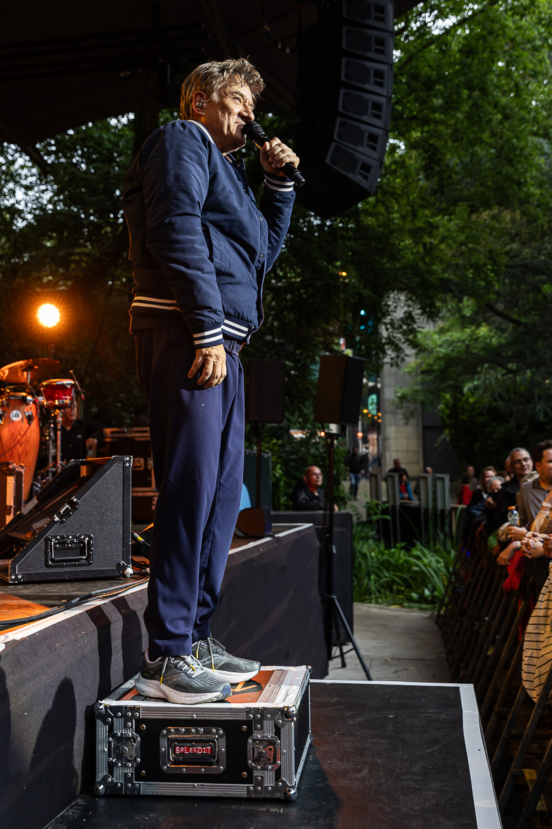 Bart Peeters @ OLT Rivierenhof, picture 1, photographed by Marc Verdonck - FrontView Magazine