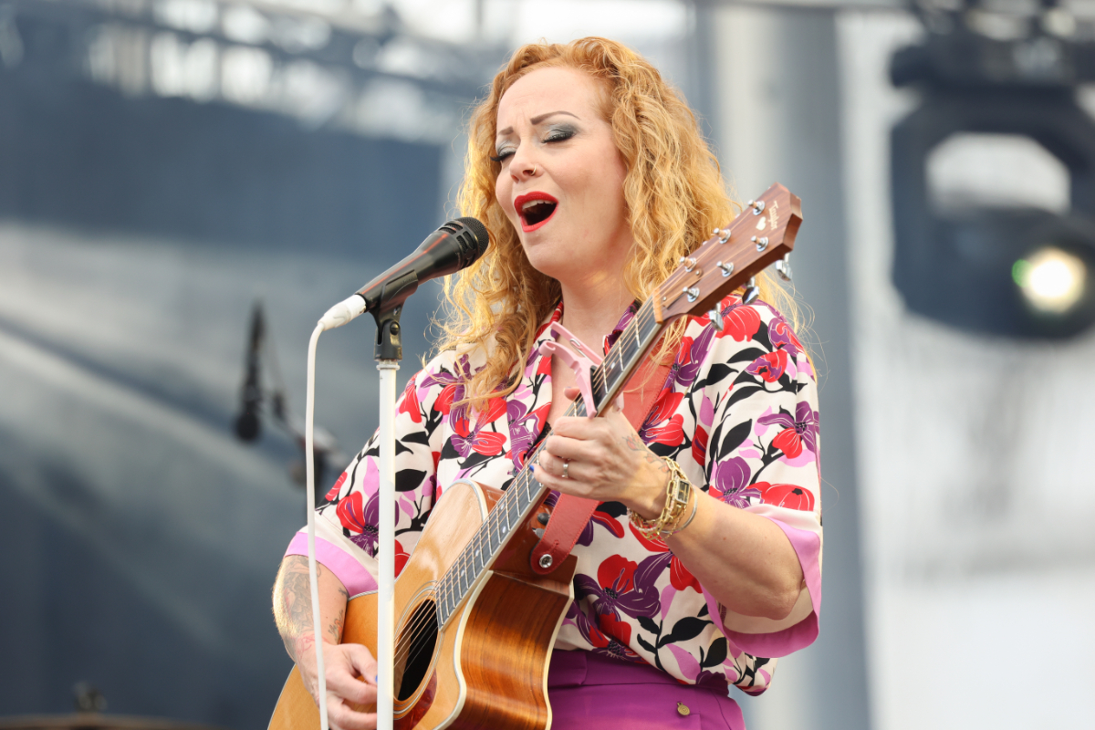Floor Jansen en Anneke van Giersbergen Royal Park Live, foto 7, foto's door Kitty van de Waart - FrontView Magazine