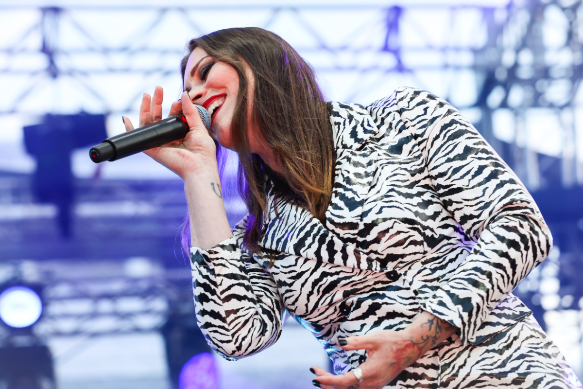 Floor Jansen en Anneke van Giersbergen Royal Park Live, foto 21, foto's door Kitty van de Waart - FrontView Magazine