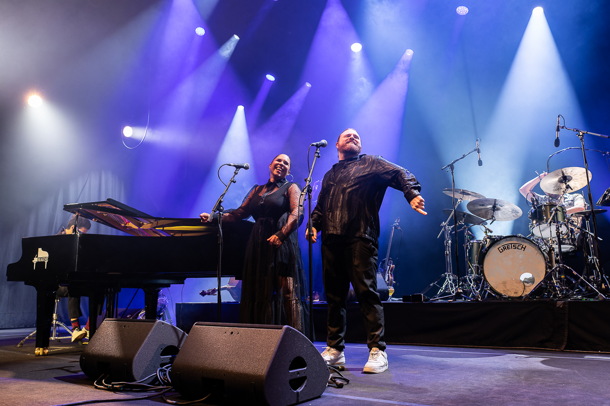 Jamie Cullum @ Gent Jazz, picture 10, photographed by David Johnson - FrontView Magazine