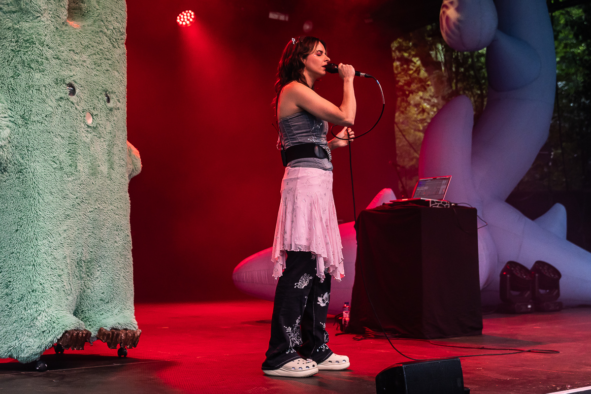 PIFFY @ OLT Rivierenhof, picture 10, photographed by Marc Verdonck - FrontView Magazine