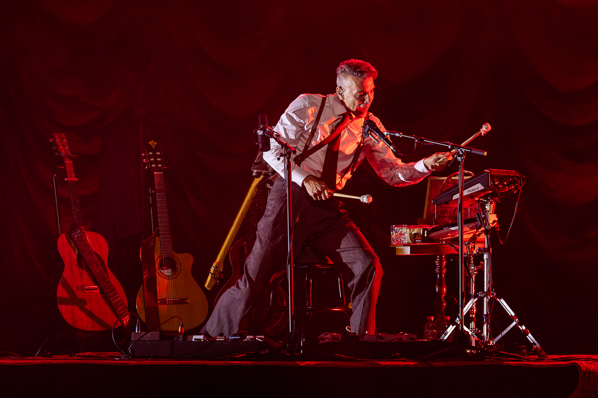 Asaf Avidan @ Gent Jazz, foto 7, foto's door David Johnson - FrontView Magazine