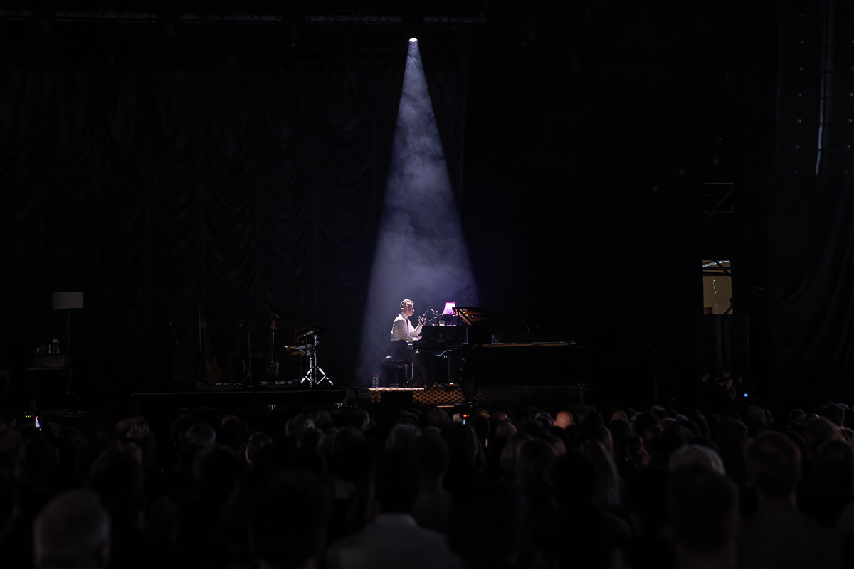 Asaf Avidan @ Gent Jazz, foto 10, foto's door David Johnson - FrontView Magazine