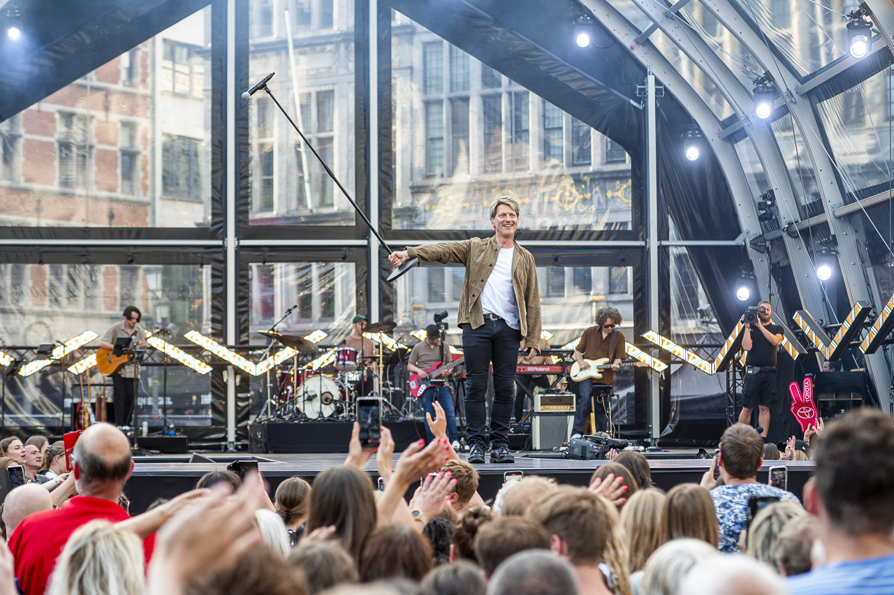 Vlaanderen Feest 2024 @ Grote Markt Antwerpen, foto 19, foto's door Dimitri Vanlommel - FrontView Magazine