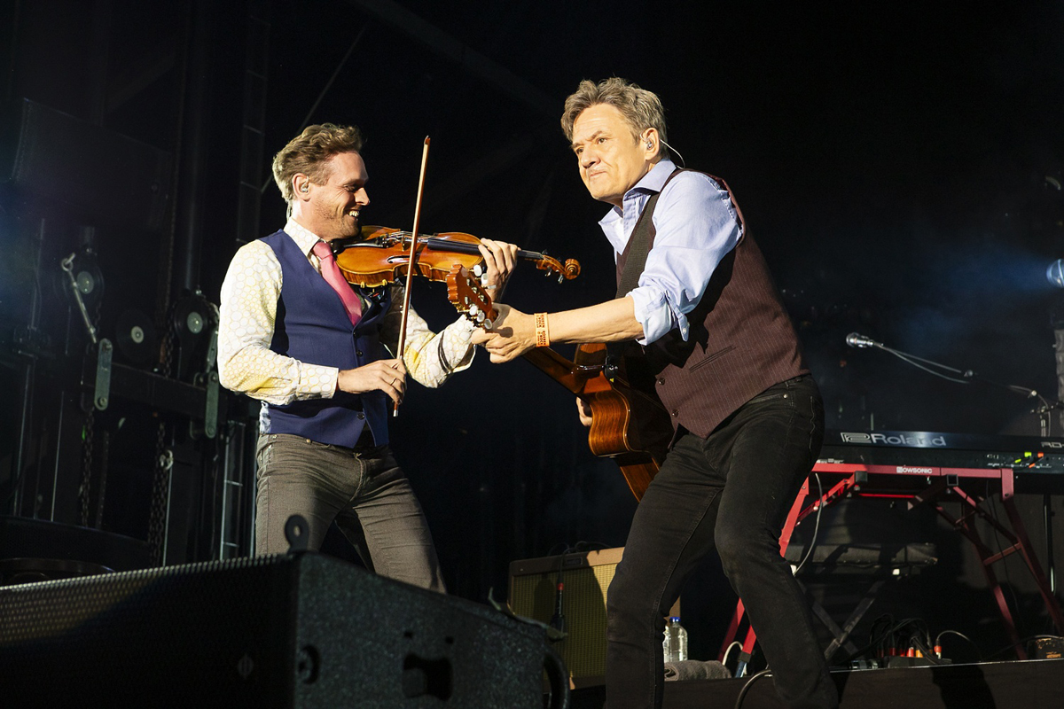 Bart Peeters & De Ideale Mannen @ Boerenrock, foto 23, foto's door Edwin Houdevelt - FrontView Magazine